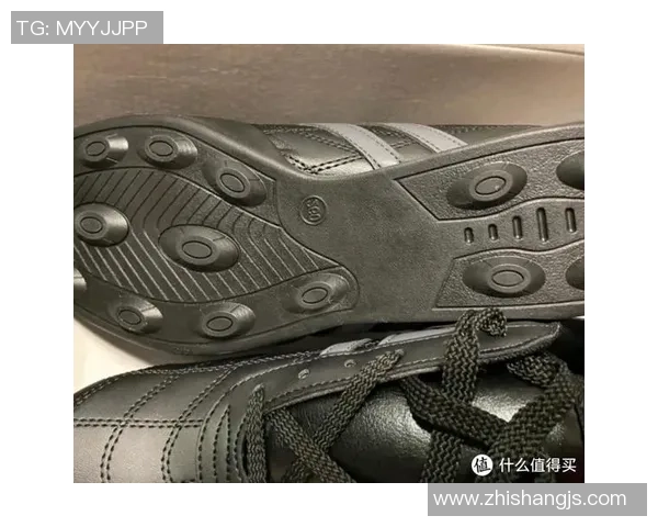 刺客1代足球鞋代言球星深度解析：从球场到品牌的完美跨界合作