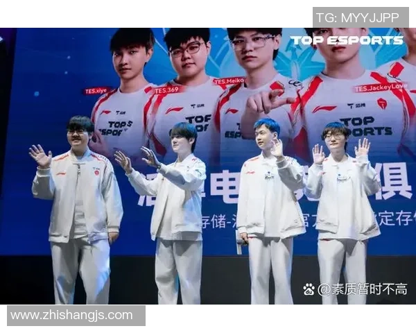 足球场上的全能王者：一位球星如何在多个位置上统治比赛