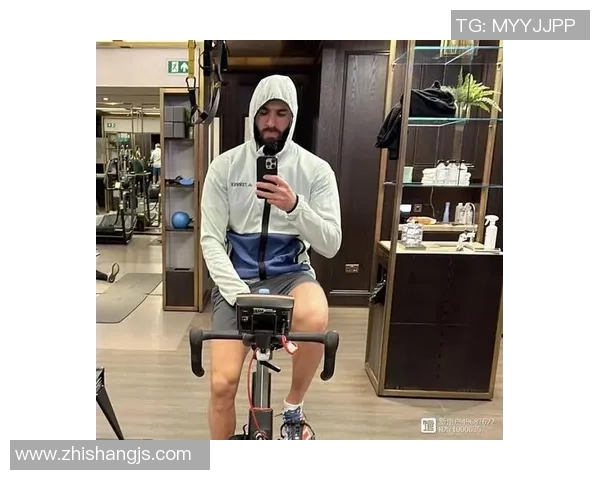 足球男模球星魅力全面解析 从球场到T台的双重精彩人生