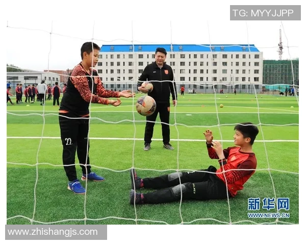 绿茵场上的时尚风潮足球球星如何用鞋子搭配展现独特个性 绿茵场上的时尚风潮足球球星如何用鞋子搭配展现独特个性